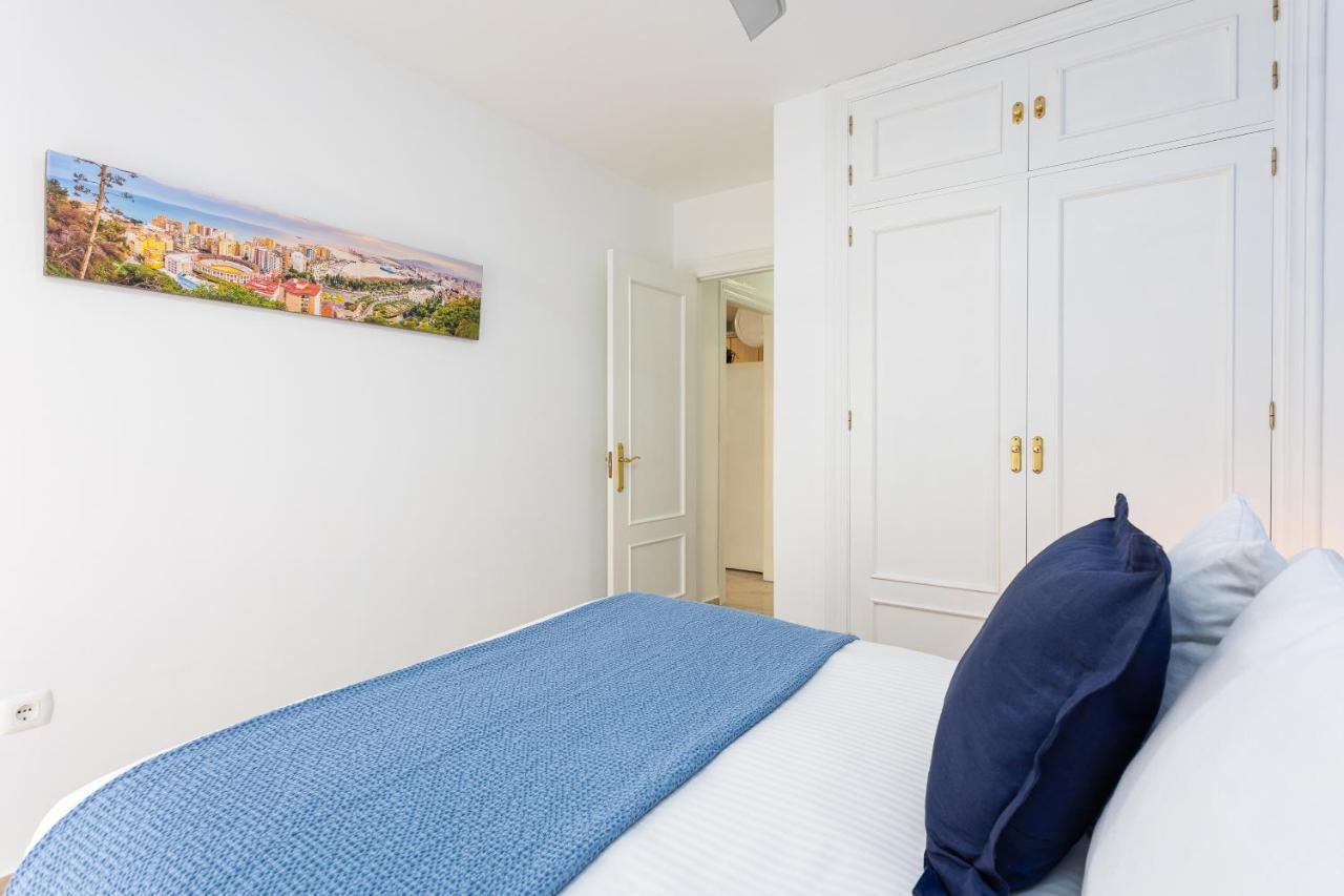 Holidays2Malaga Capuchinos French Balconies, Private Parking, Wifi & Air Con Exterior foto